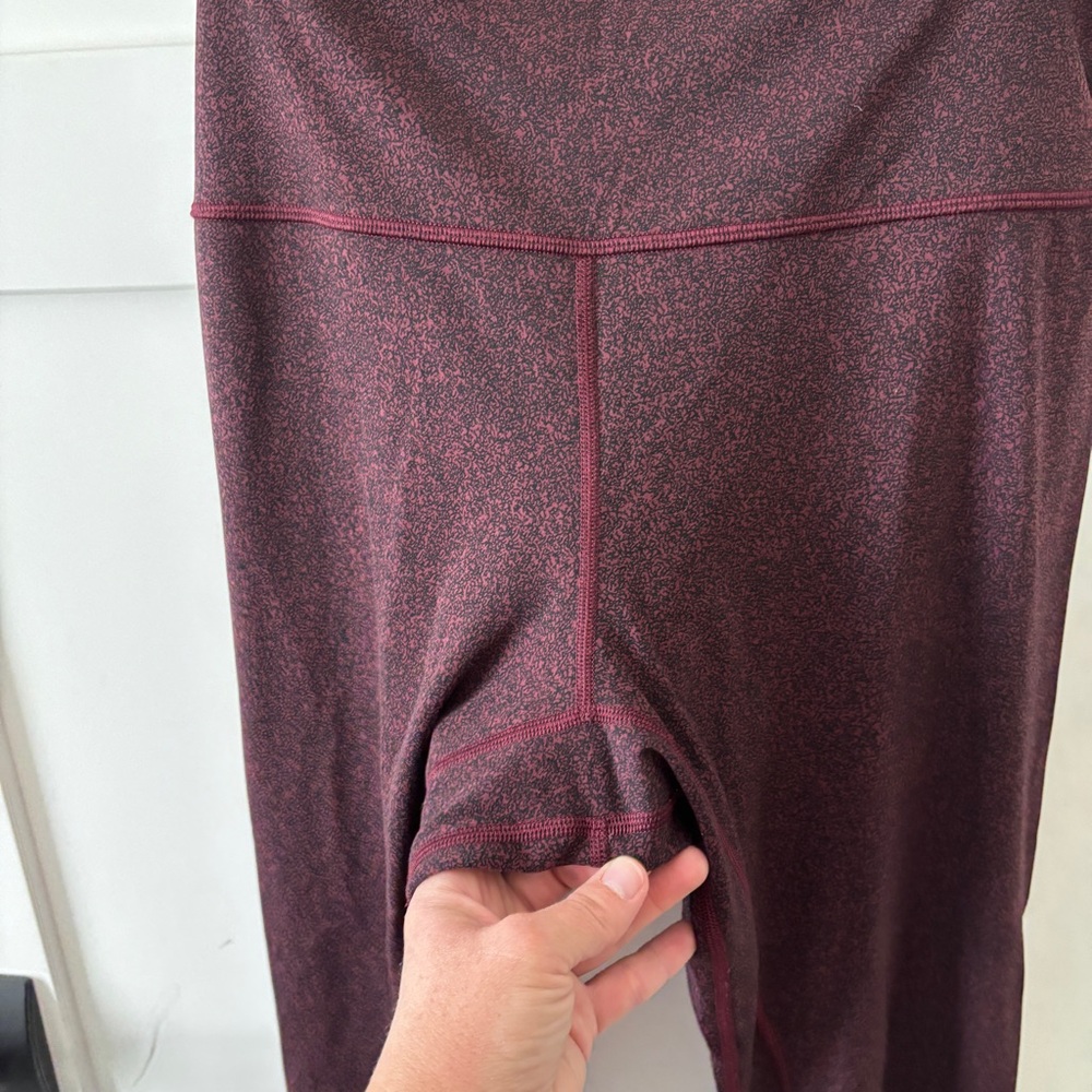 Lululemon Align Pant II (25") Granulite Garnet Black size 12 EUC - Picture 4 of 6